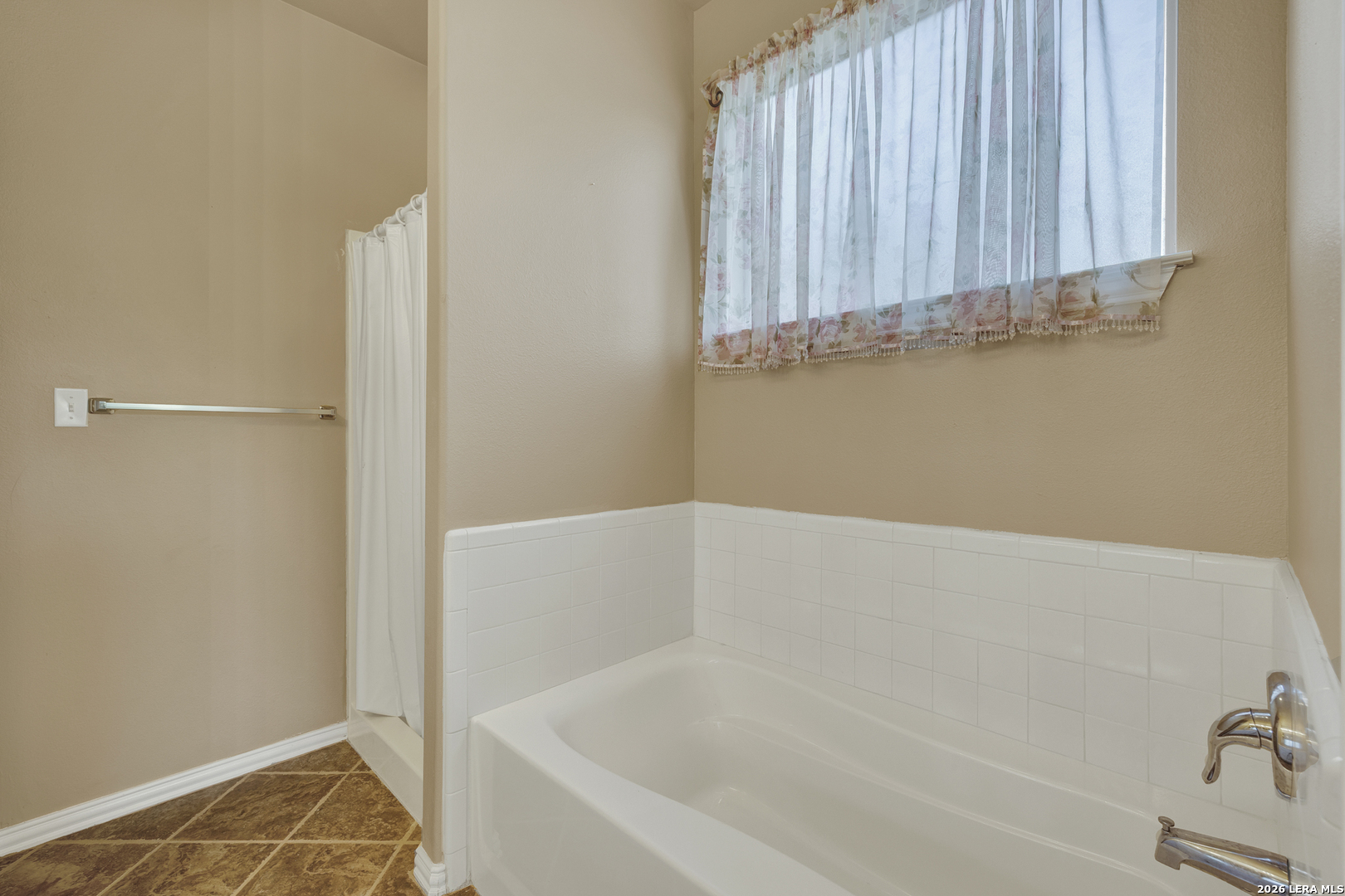146 Creekview, Canyon Lake, TX 78133