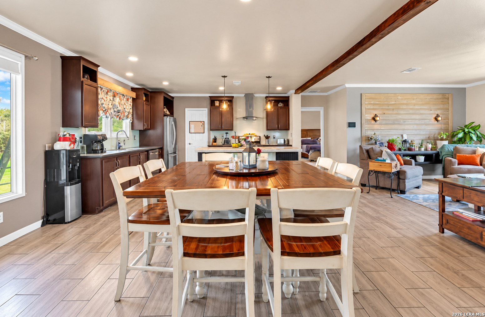 213 RIVER FRONT DR, Cedar Creek, TX 78612