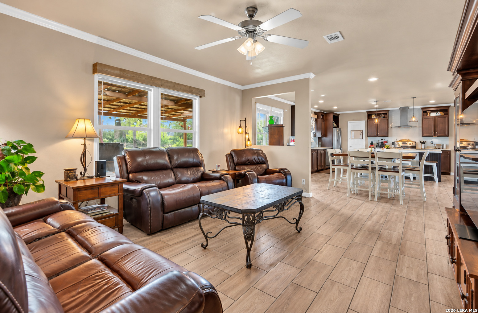 213 RIVER FRONT DR, Cedar Creek, TX 78612