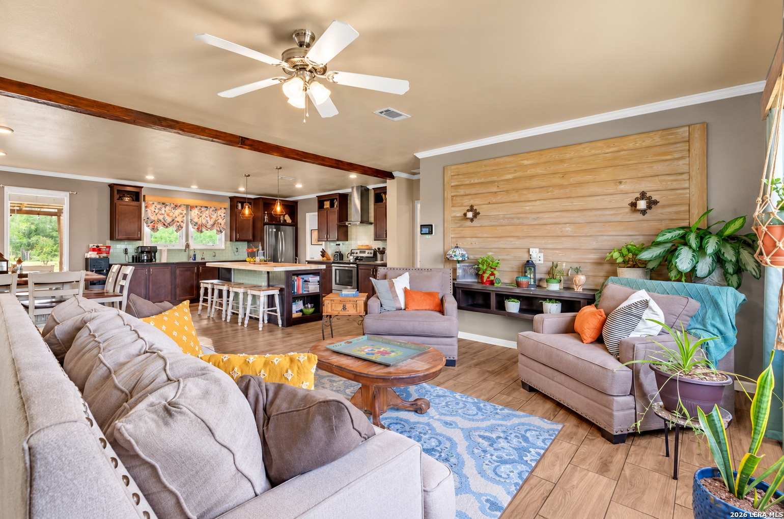 213 RIVER FRONT DR, Cedar Creek, TX 78612
