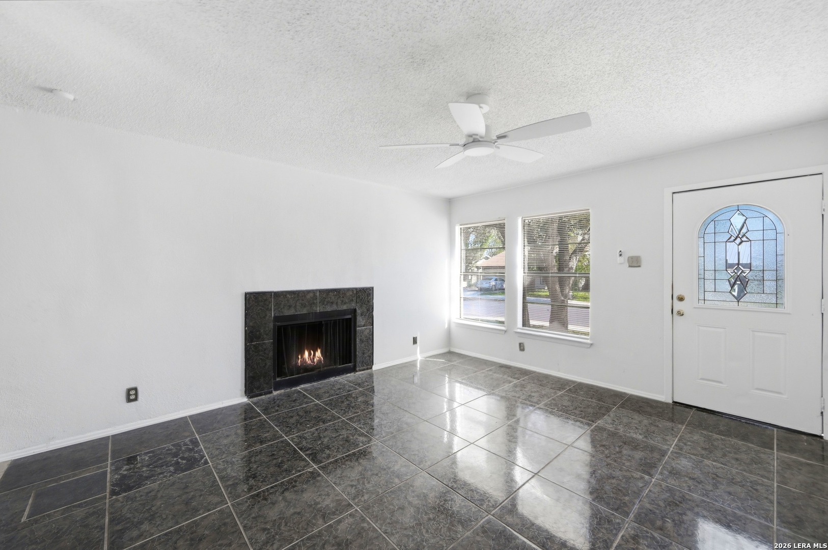5931 Glacier Sun Dr, San Antonio, TX 78244