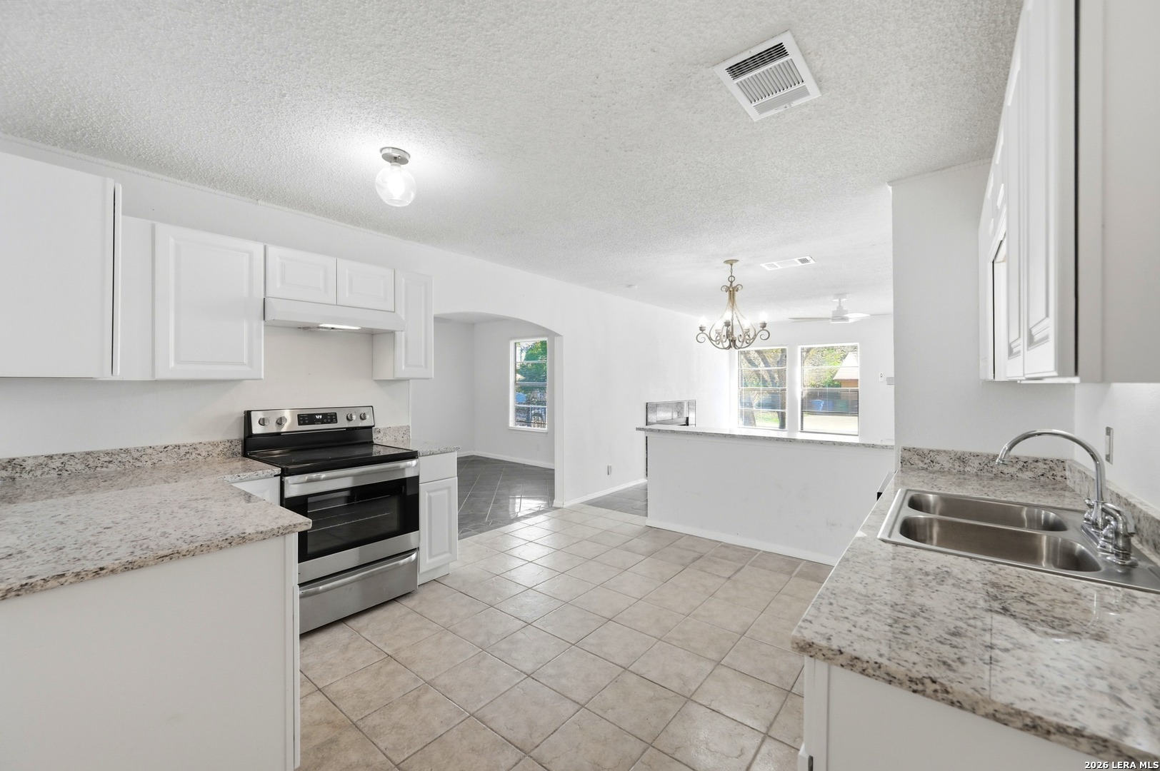 5931 Glacier Sun Dr, San Antonio, TX 78244