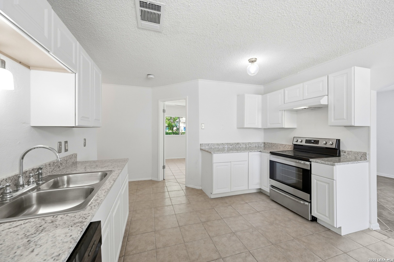 5931 Glacier Sun Dr, San Antonio, TX 78244