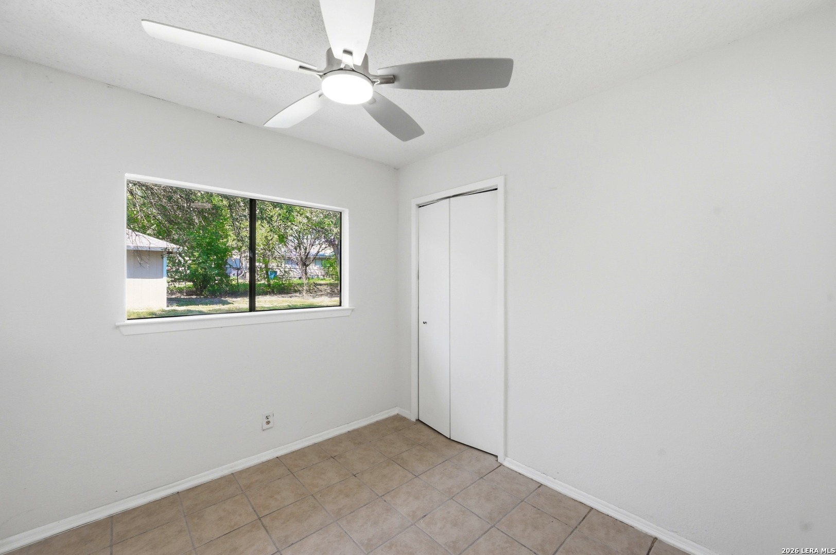 5931 Glacier Sun Dr, San Antonio, TX 78244