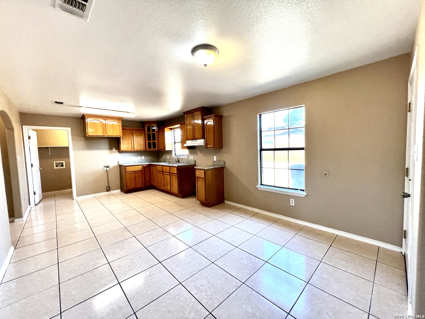 2277 Cantera Circle, Eagle Pass, TX 78852