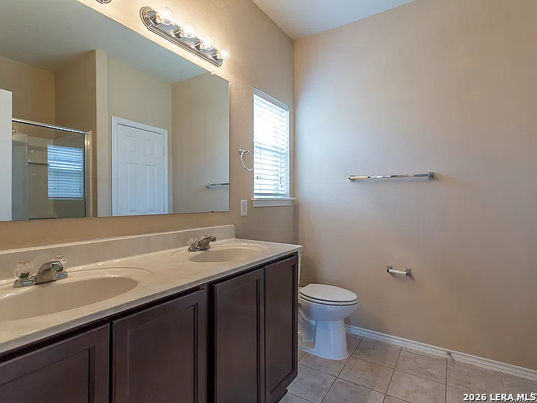 7535 DERBY VIS, Selma, TX 78154