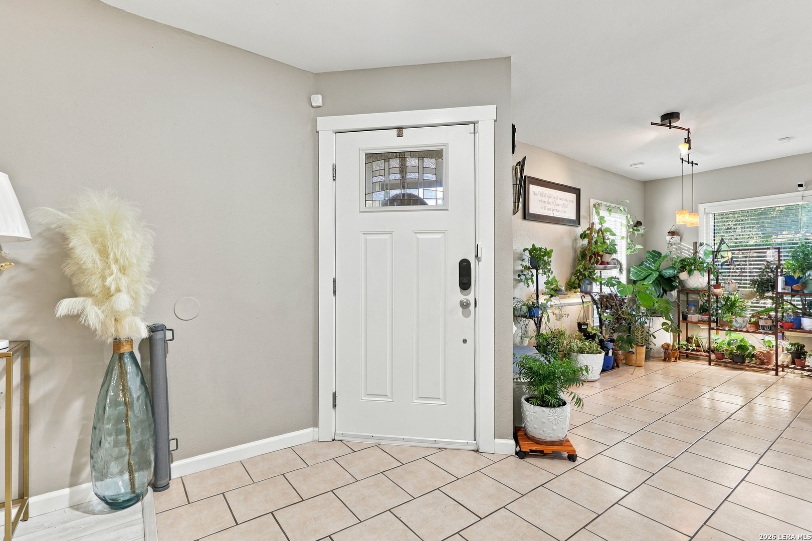 Entry/Foyer