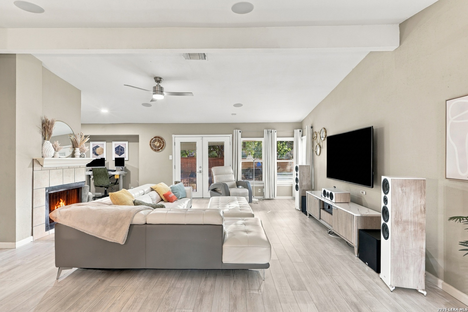 1st Living Area