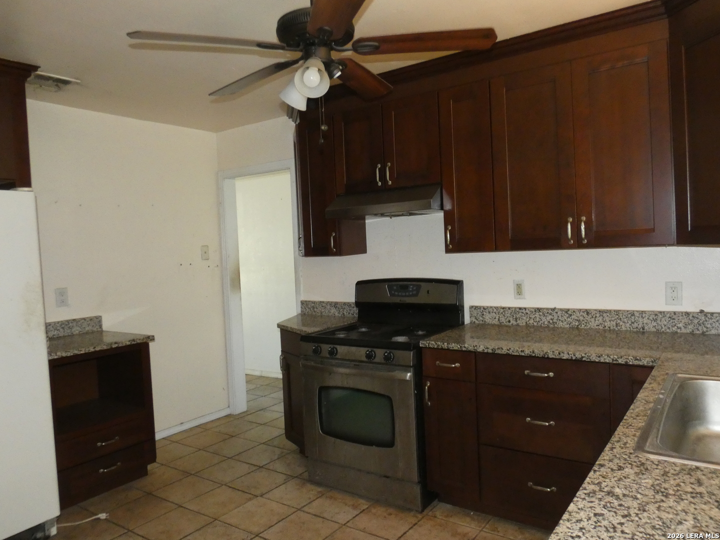 Photo 4 of Single family home for sale at 134 Chesley Dr, San Antonio, TX 78226 | MLS# 2022989 | Listing updated on 2026-10-12