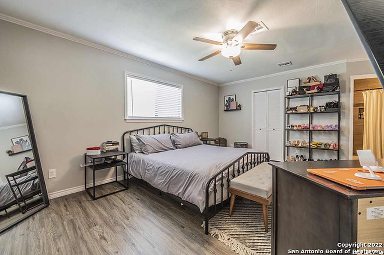 67 STOREYWOOD DR, San Antonio, TX 78213