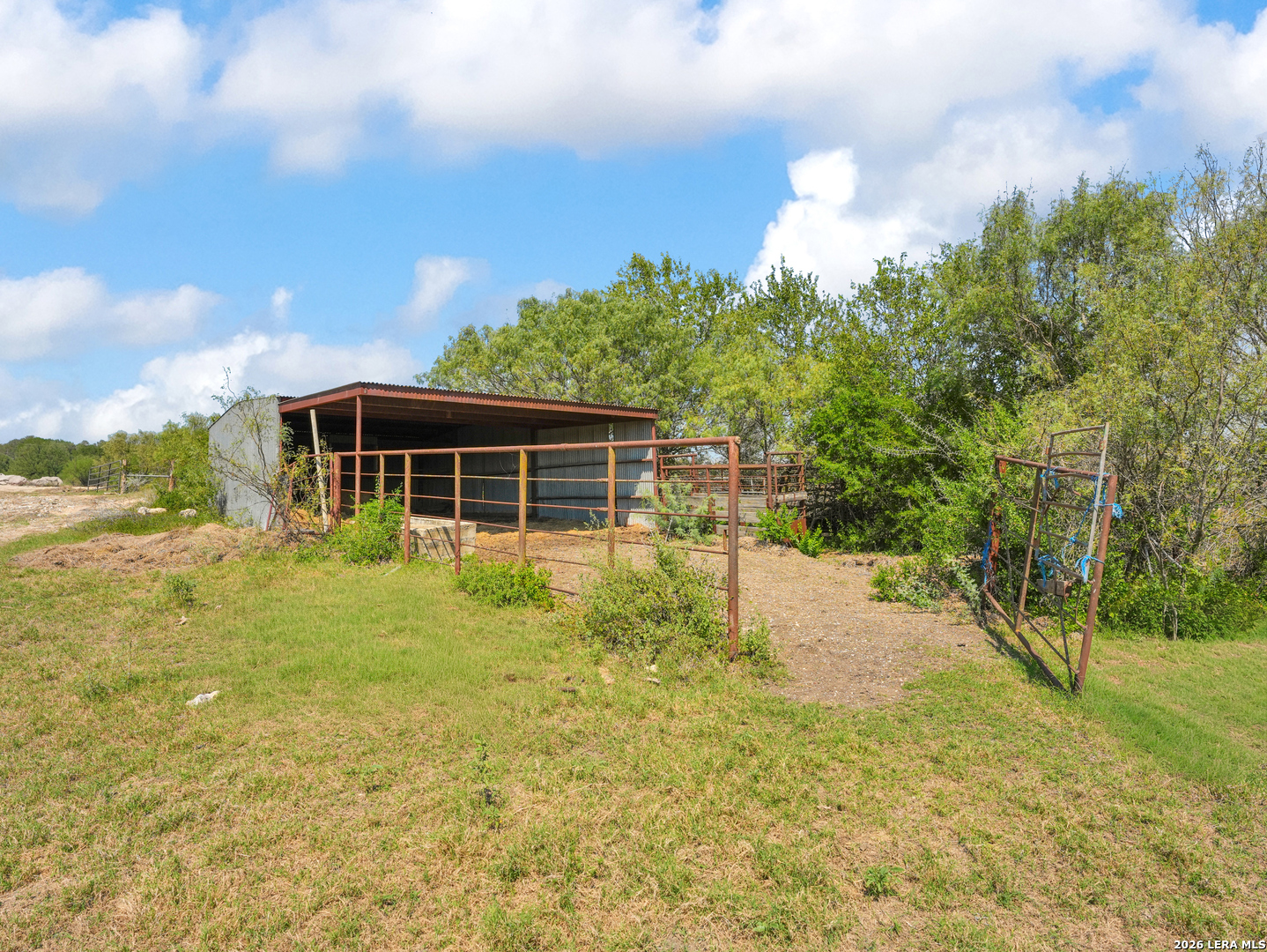 22030 Old Nacogdoches, New Braunfels, TX 78132
