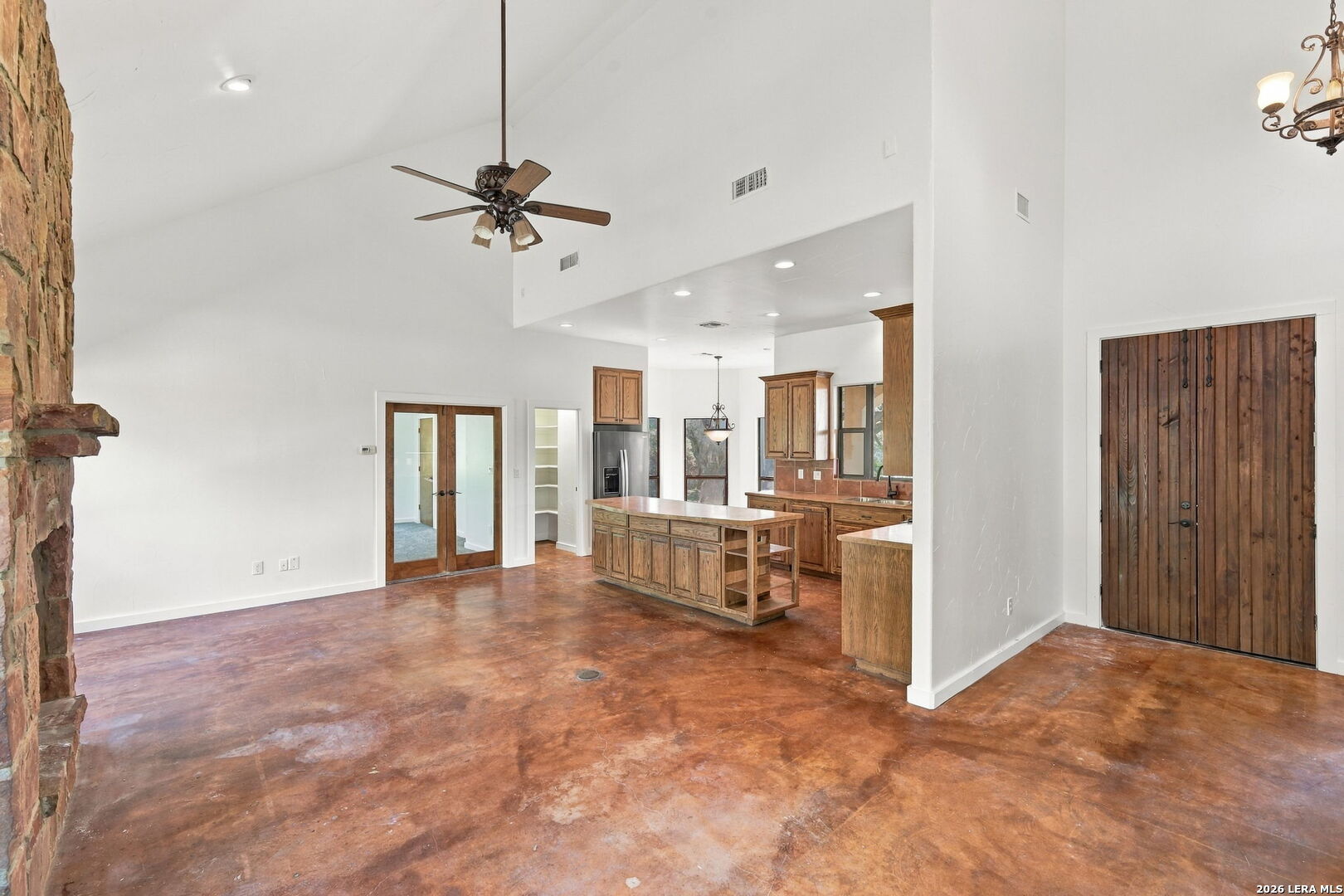 988 COYOTE RIDGE, Spring Branch, TX 78070