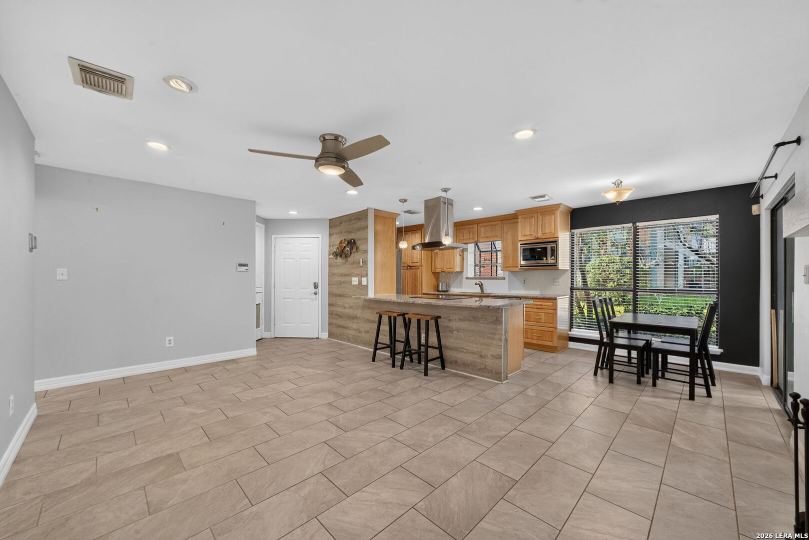 Living/Dining Combo
