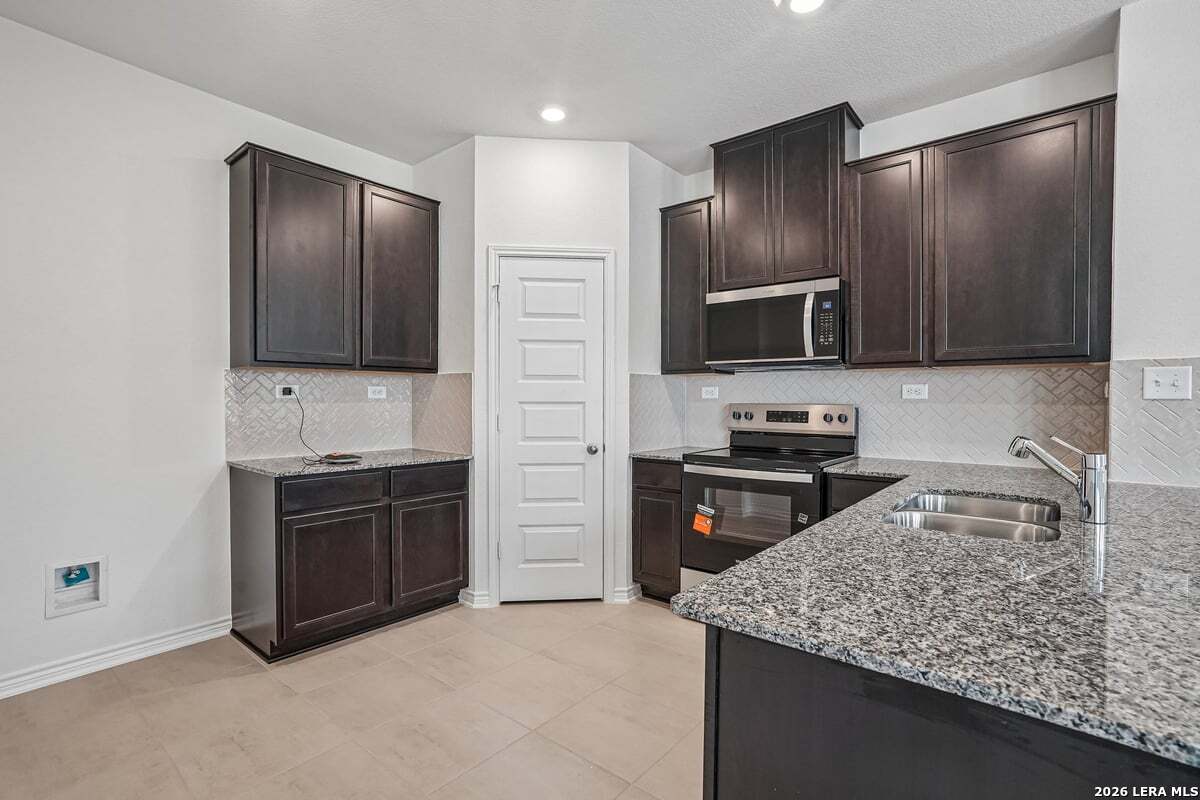 13007 BONE DRY LANE, Von Ormy, TX 78073