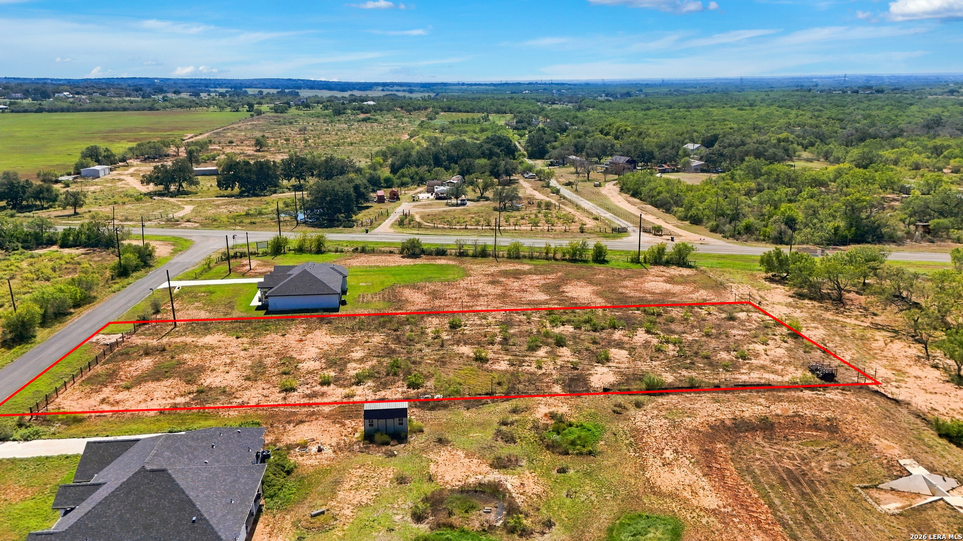 10035 CROW LN, Adkins, TX 78101