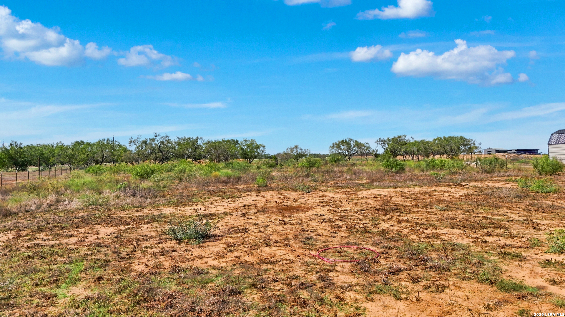 10035 CROW LN, Adkins, TX 78101