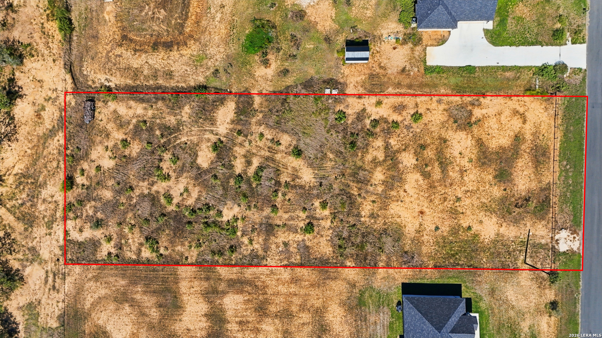 10035 CROW LN, Adkins, TX 78101