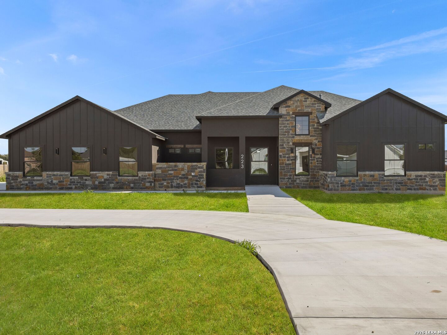 Property photo for 223 Double Creek Loop, Seguin, TX