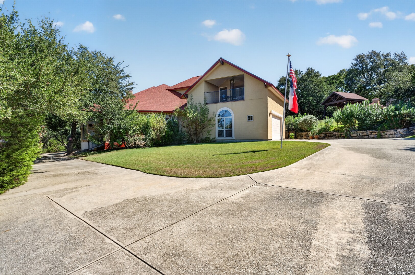 Photo 3 of Single family home for sale at 302 Cotton Cloud, San Antonio, TX 78260 | MLS# 2023150 | Listing updated on 2026-10-12