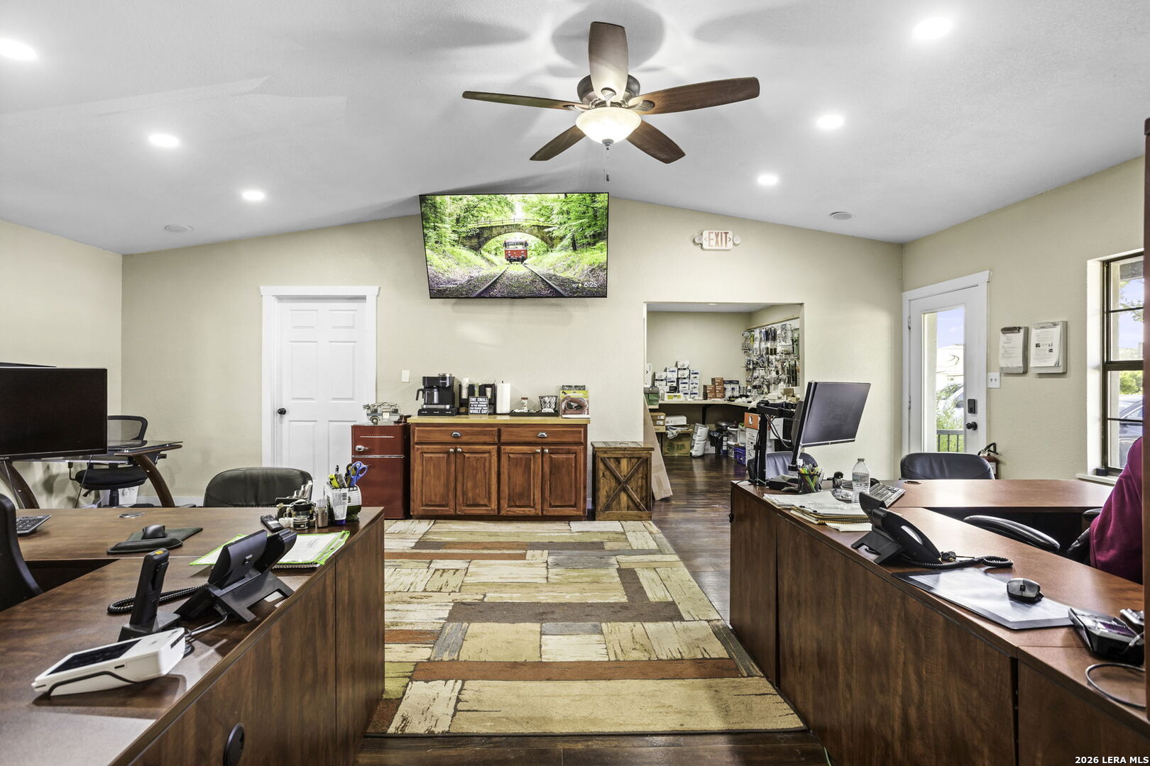 Photo 3 of Single family home for sale at 16415 S Access Rd, Canyon Lake, TX 78133 | MLS# 2023035 | Listing updated on 2026-10-12
