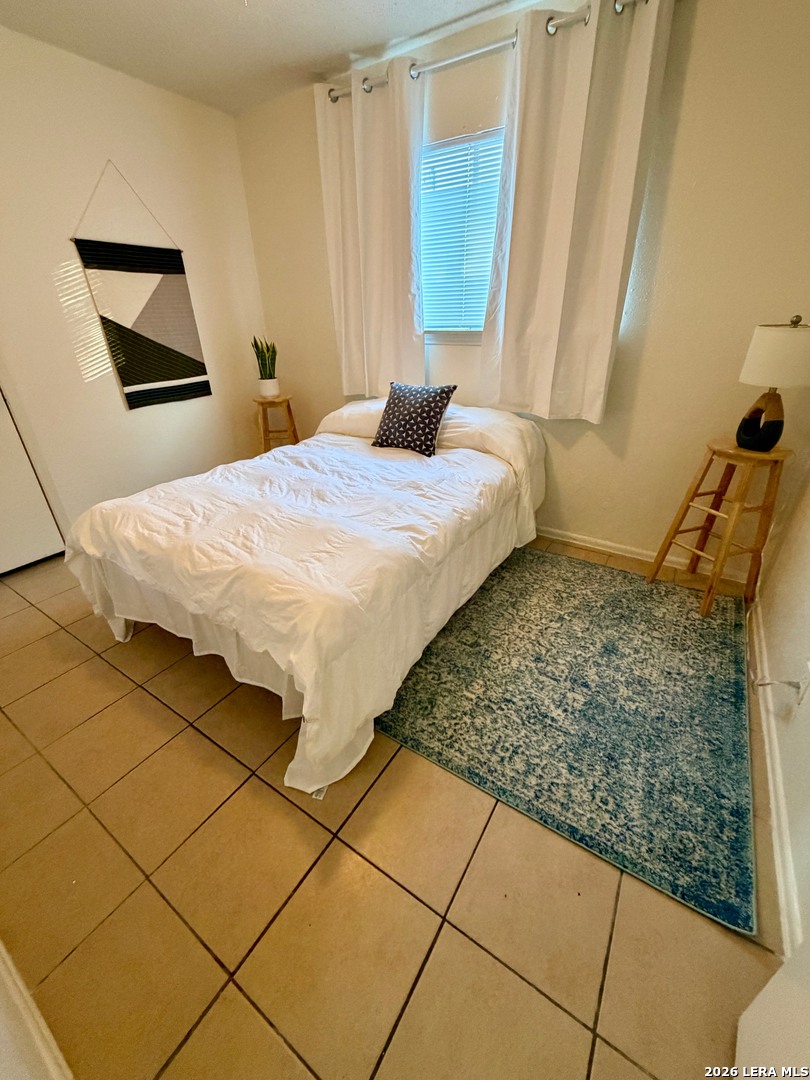 144 W Villaret Blvd, #106, San Antonio, TX 78221
