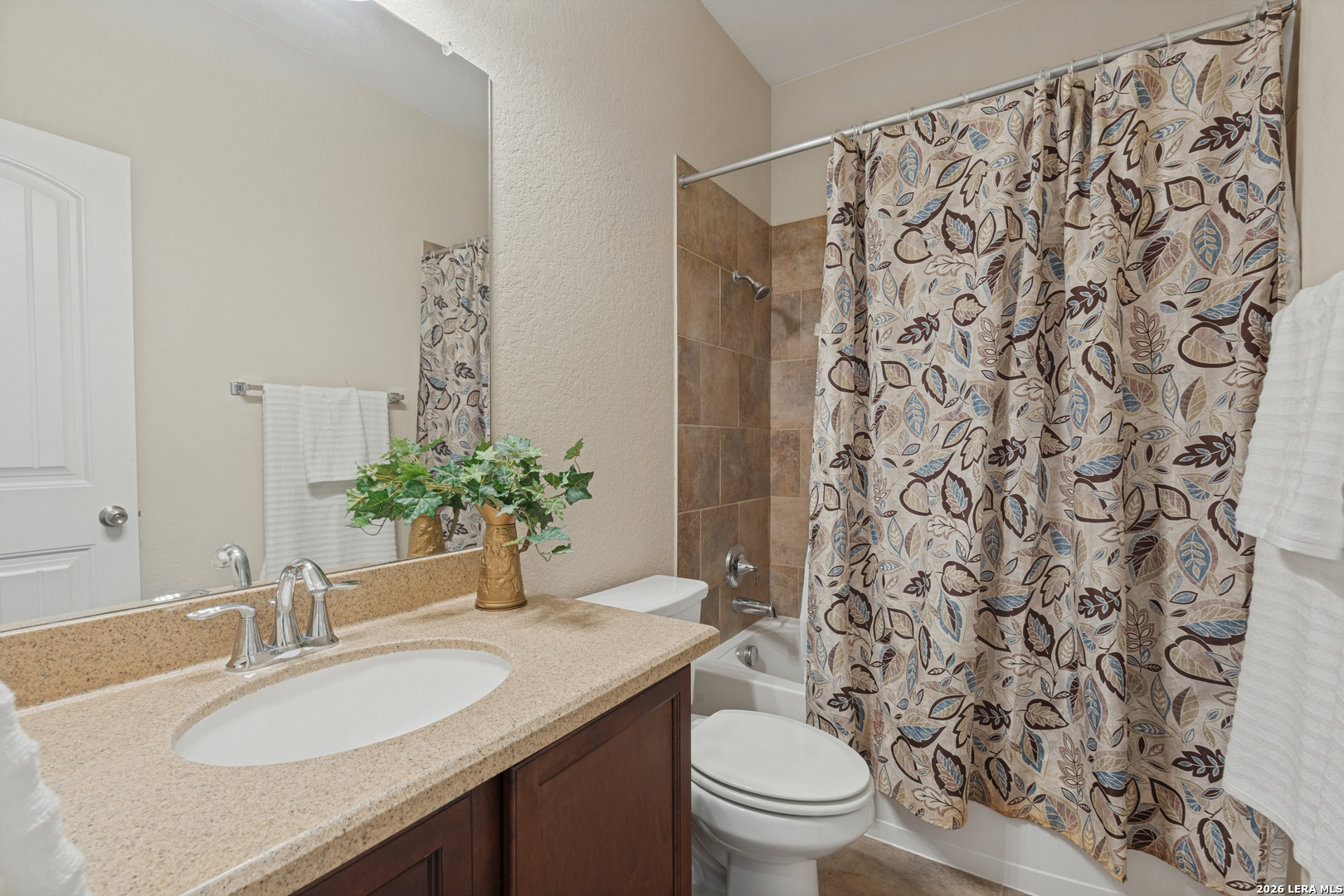 1158 LEGACY DR, New Braunfels, TX 78130