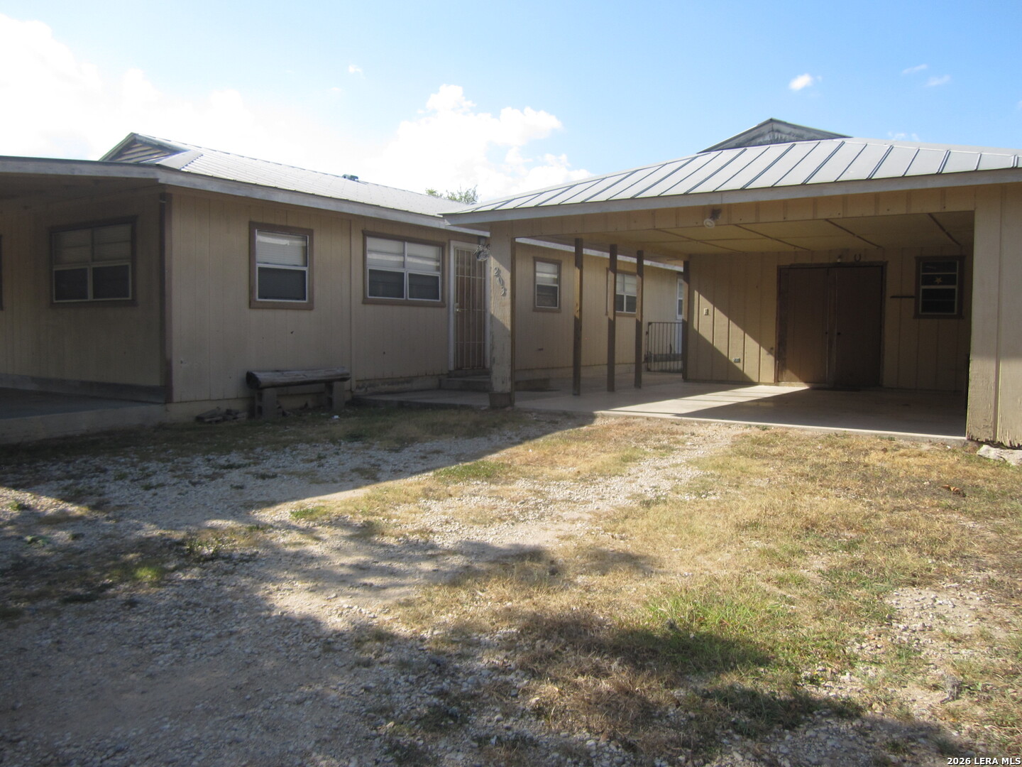 203 Houston St, Bandera, TX 78003