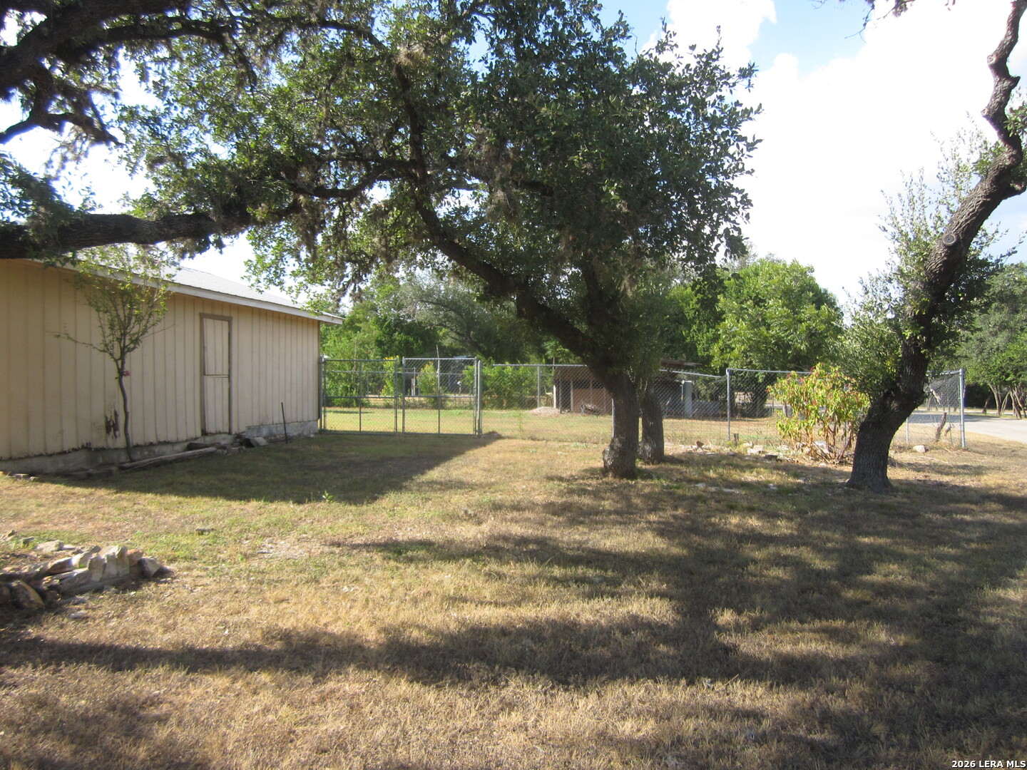 203 Houston St, Bandera, TX 78003