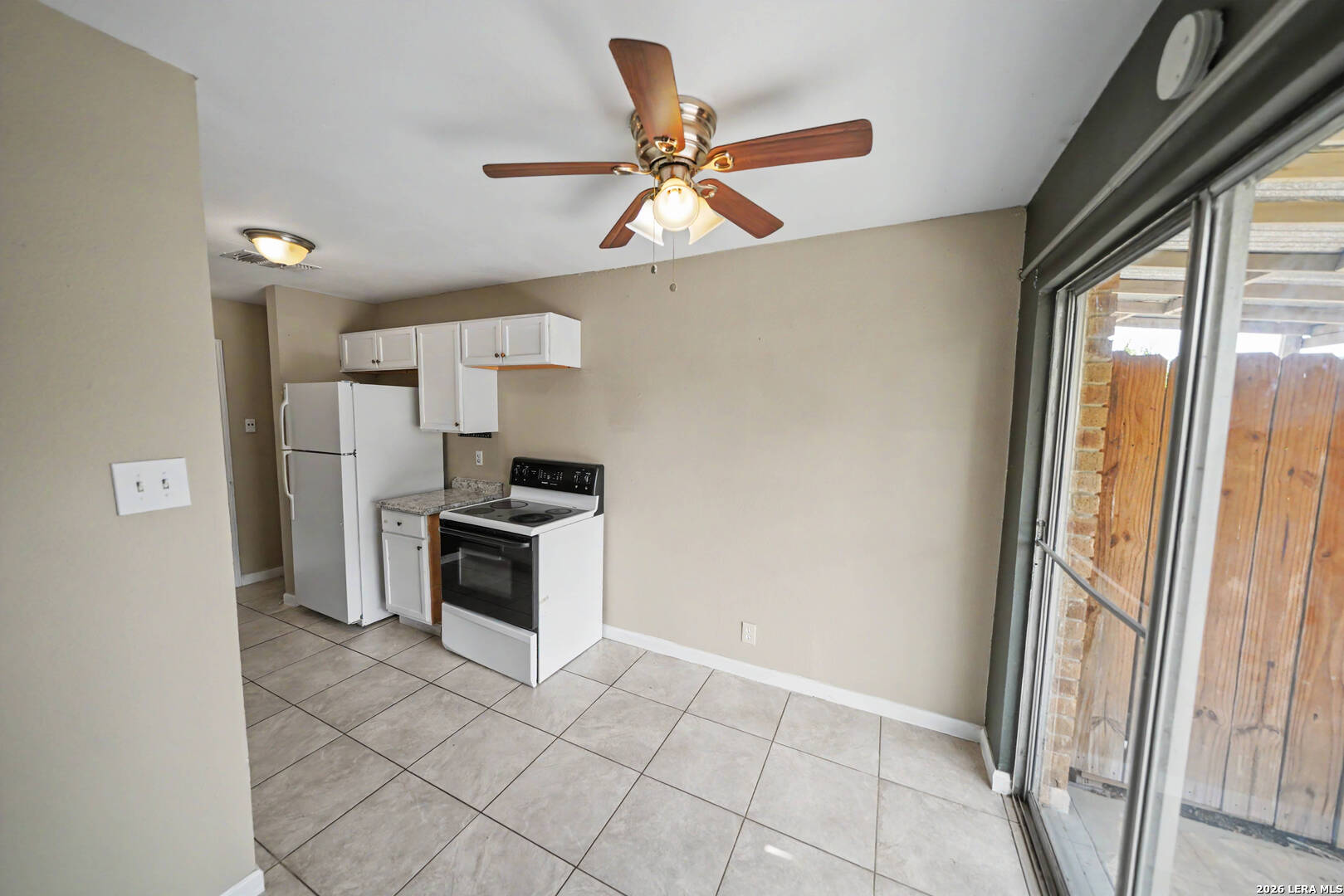 5216 MEADOW FLD, San Antonio, TX 78250