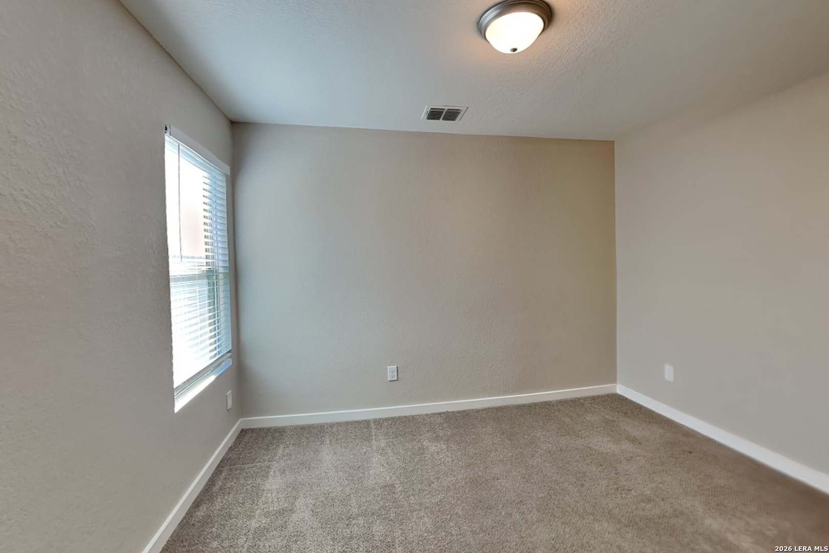 7244 LITTLEFOOT LN, San Antonio, TX 78253