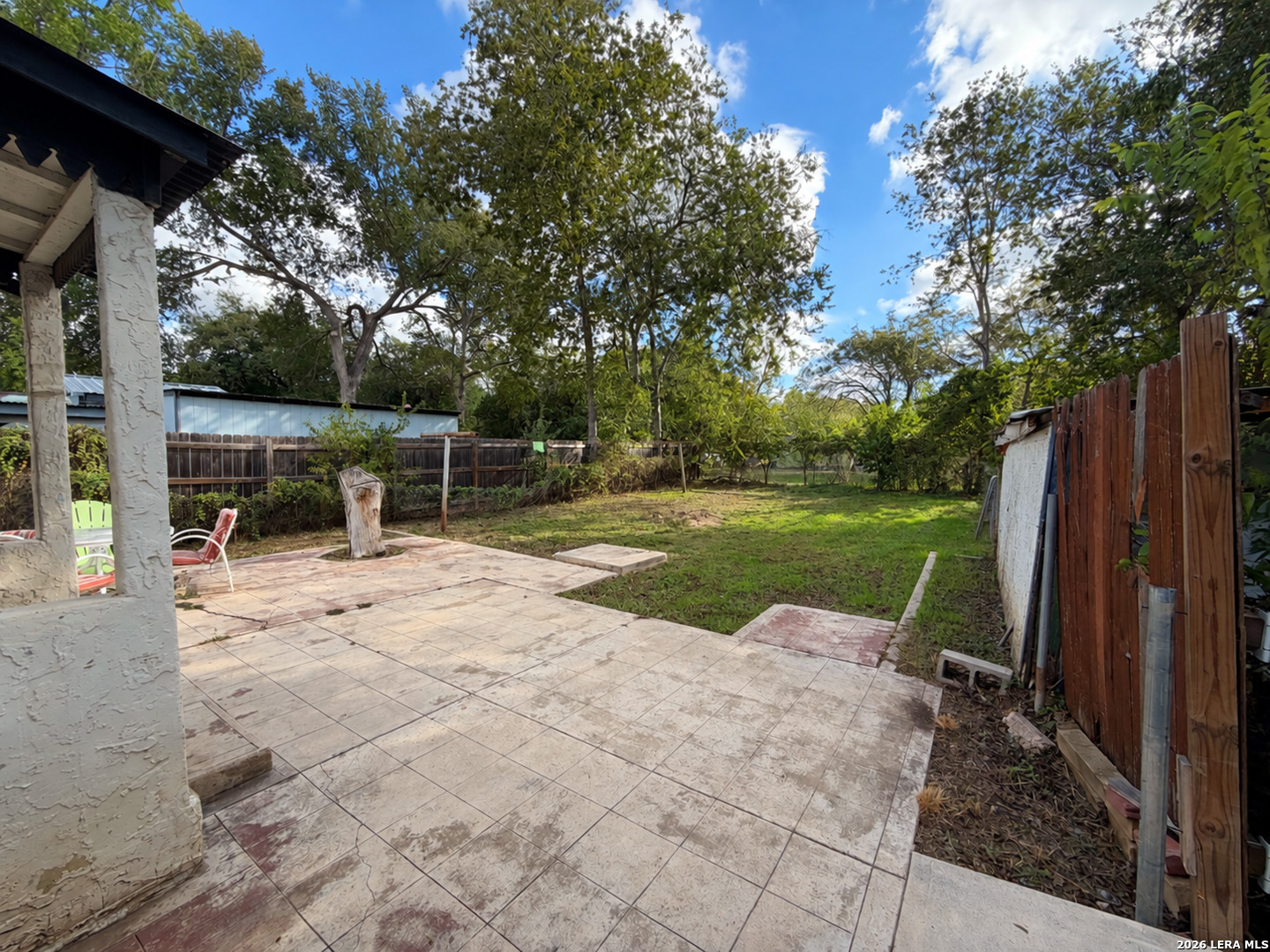 619 S ERKEL AVE, Seguin, TX 78155