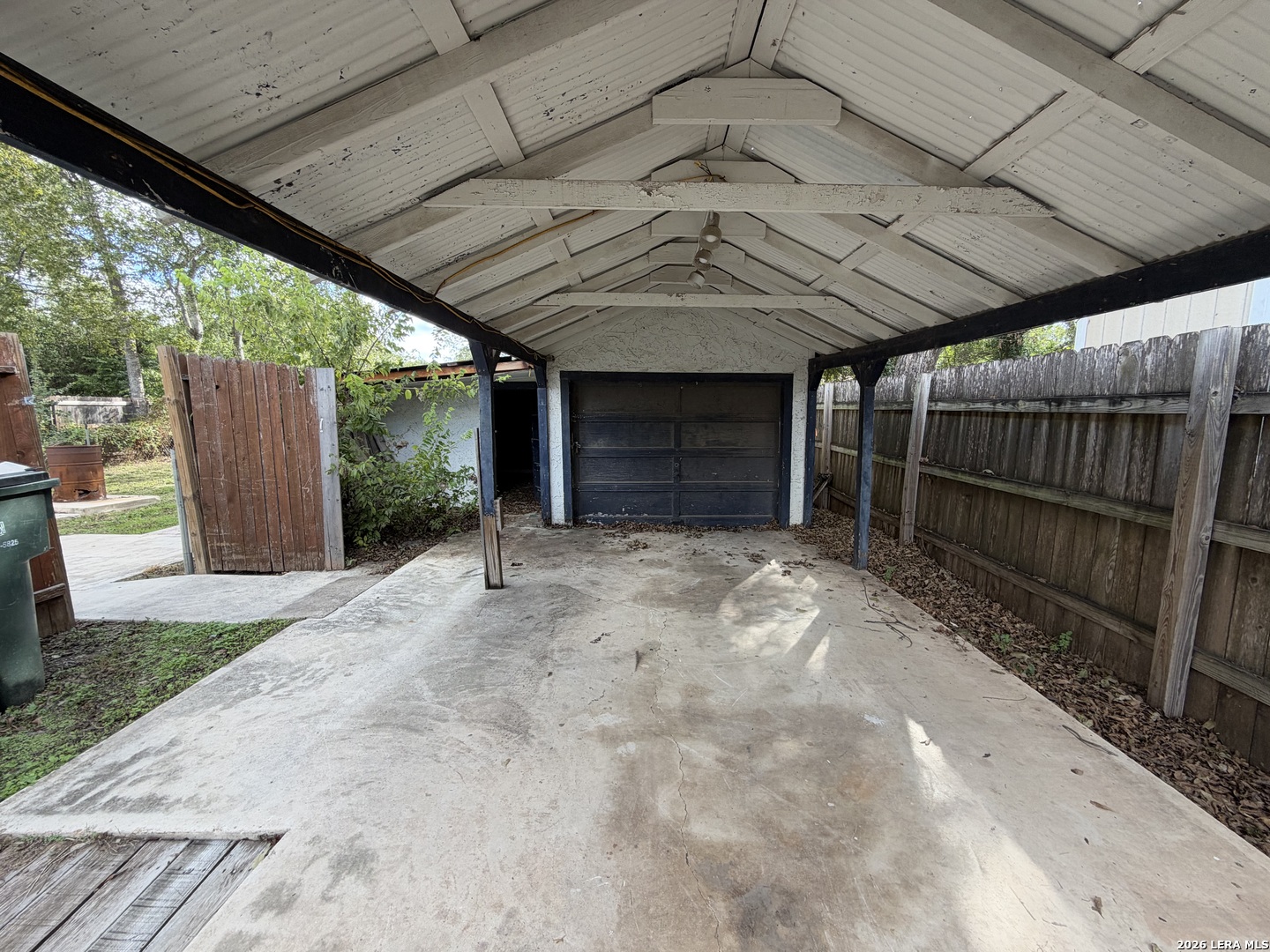 619 S ERKEL AVE, Seguin, TX 78155