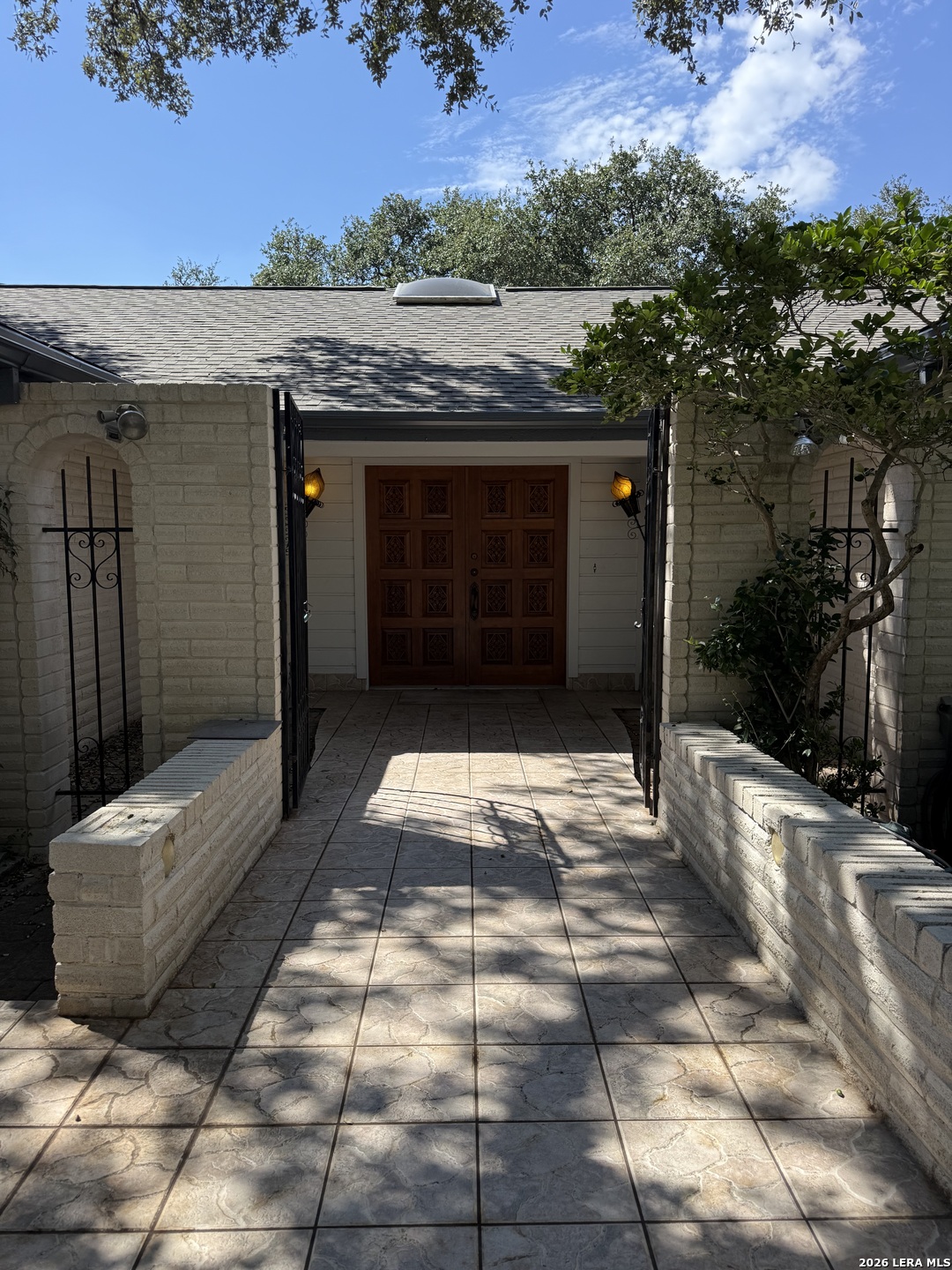 20387 Grass Creek Road, Garden Ridge, TX 78266