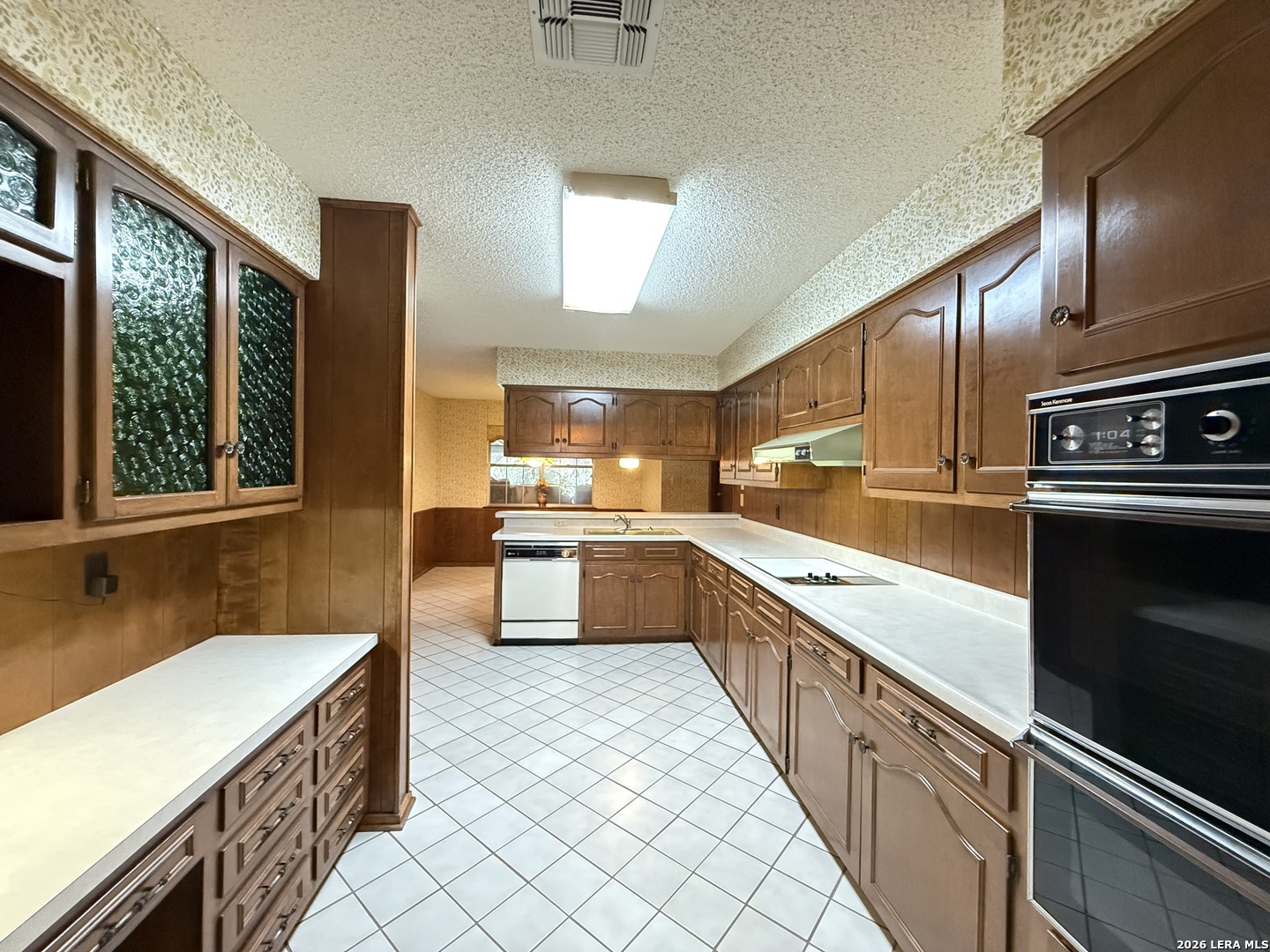 20387 Grass Creek Road, Garden Ridge, TX 78266