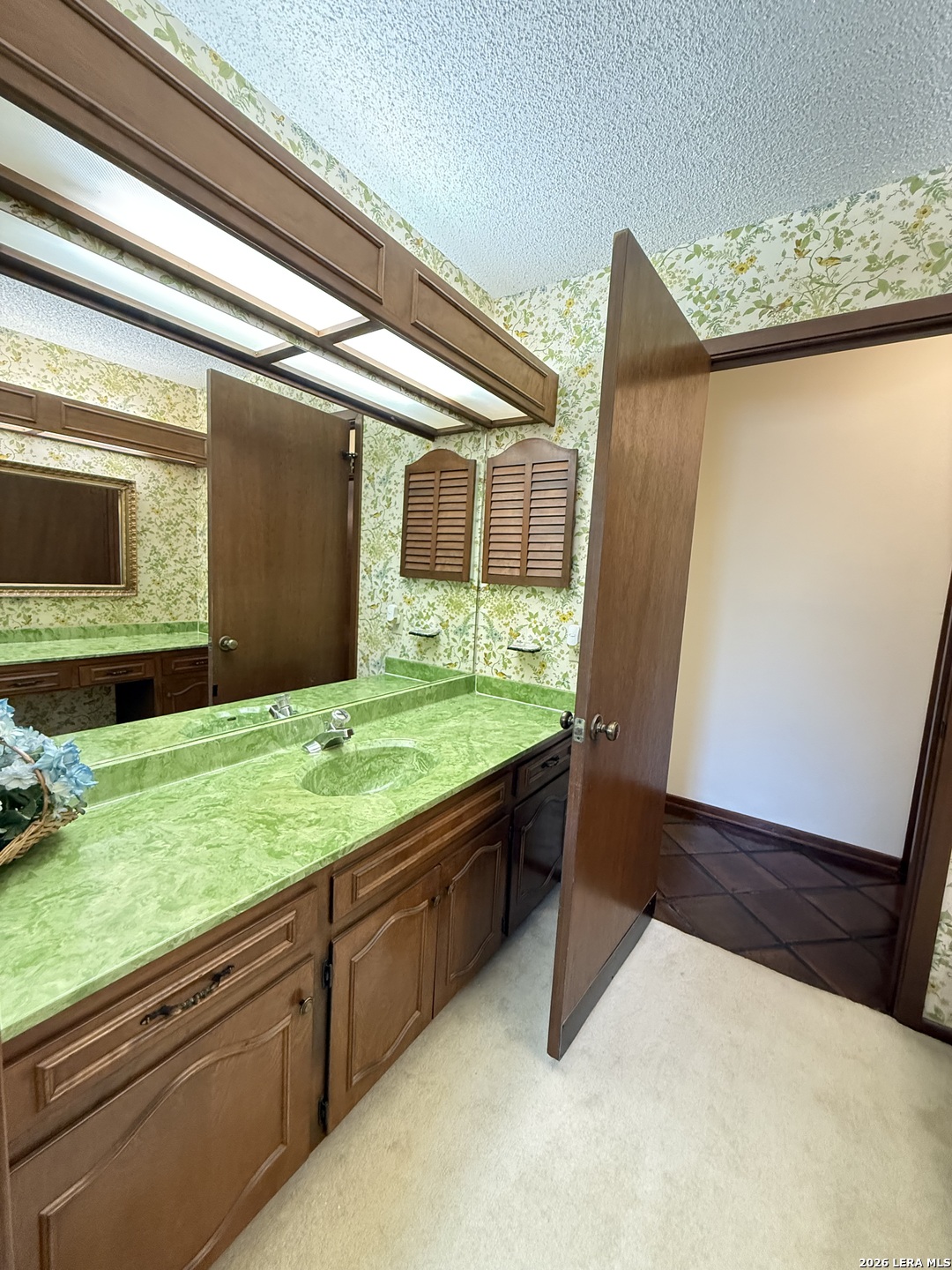 20387 Grass Creek Road, Garden Ridge, TX 78266