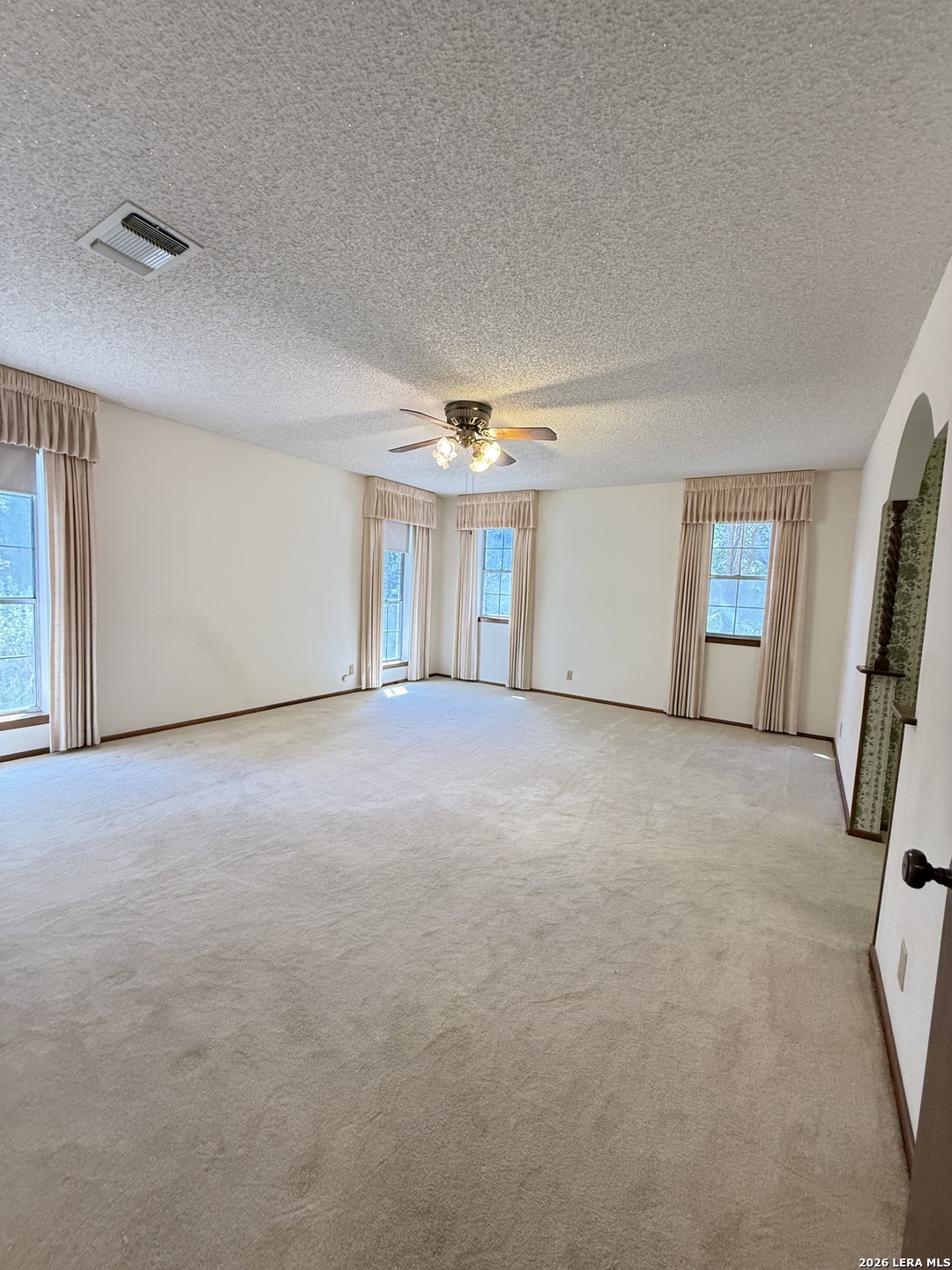 20387 Grass Creek Road, Garden Ridge, TX 78266
