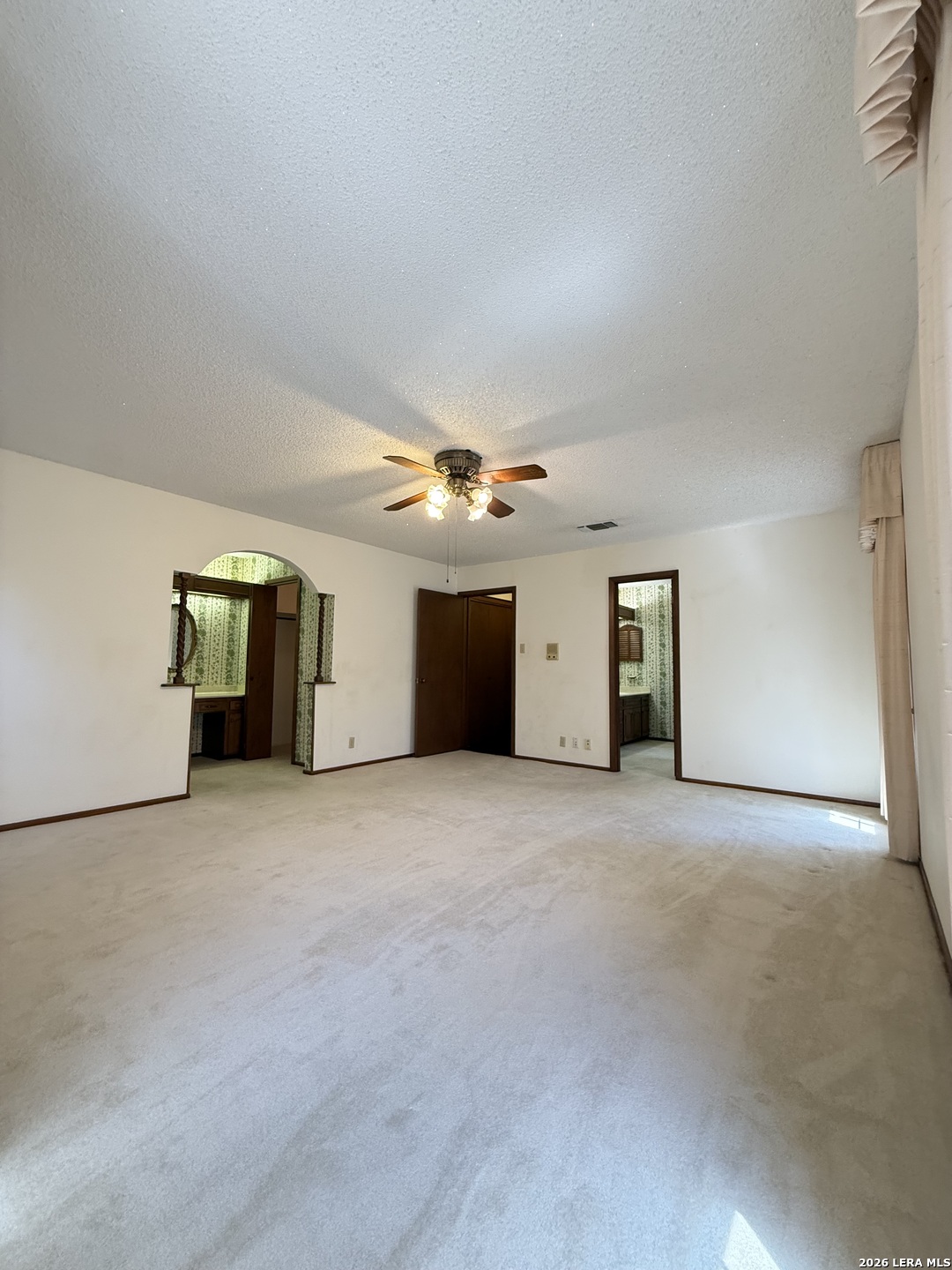 20387 Grass Creek Road, Garden Ridge, TX 78266