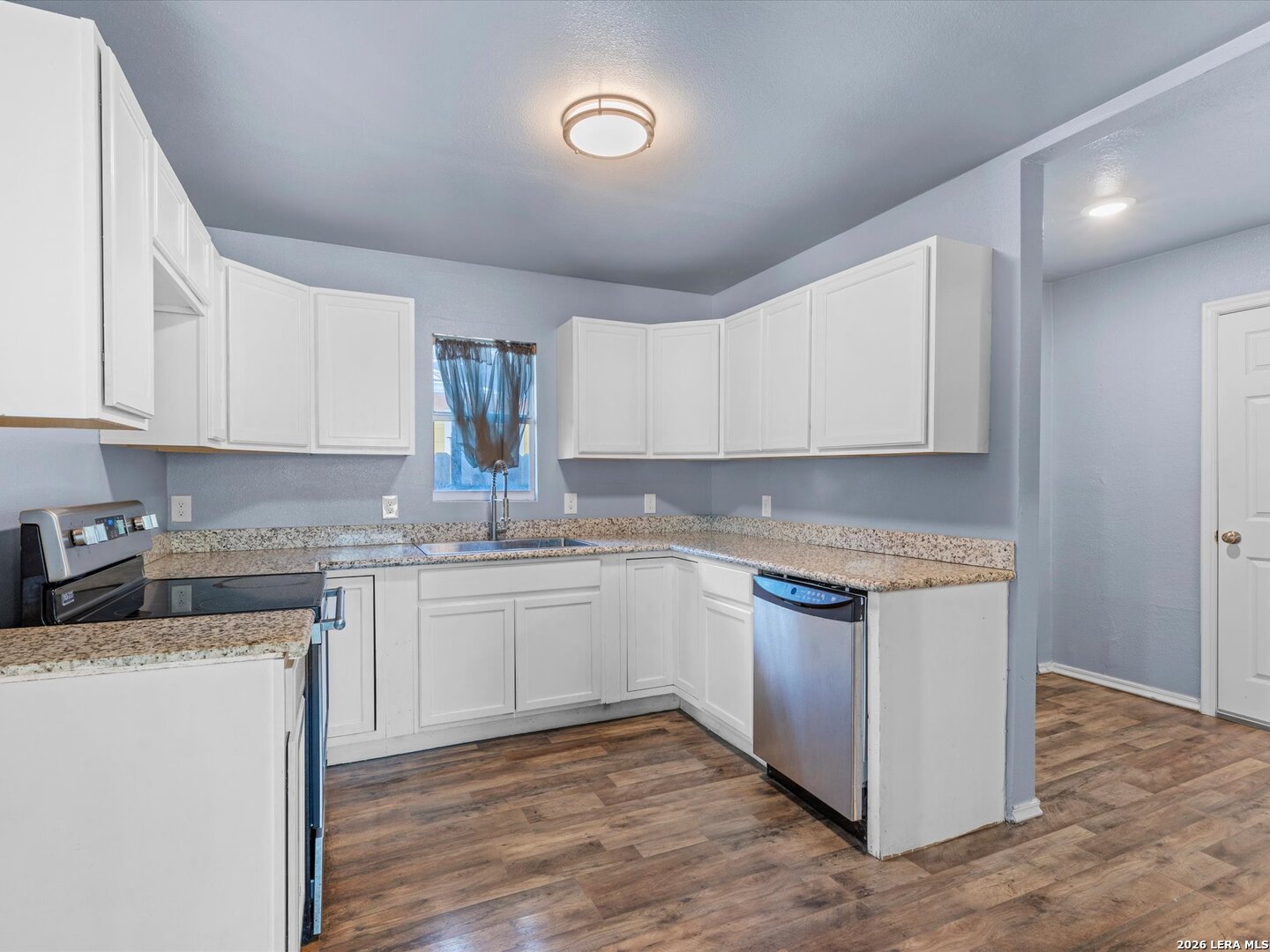 Photo 1 of Single family home for sale at 2727 Roselawn Rd, San Antonio, TX 78226 | MLS# 2021943 | Listing updated on 2026-10-12