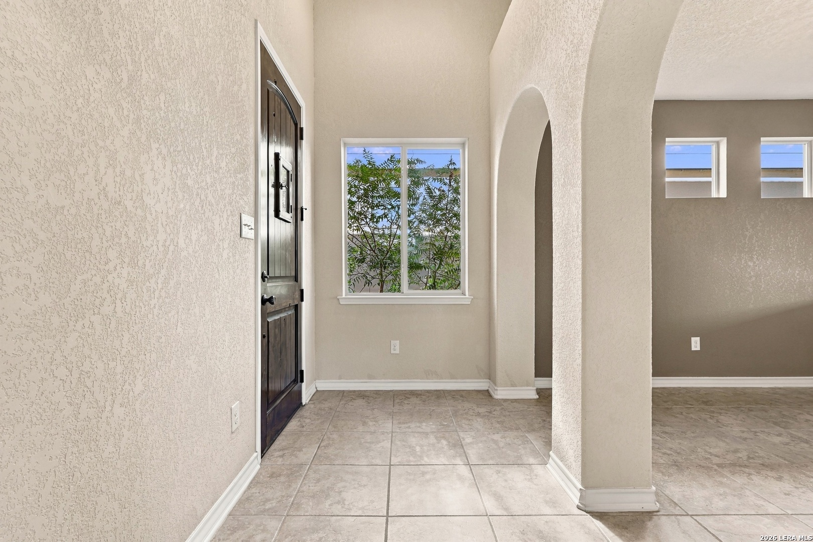 Entry/Foyer