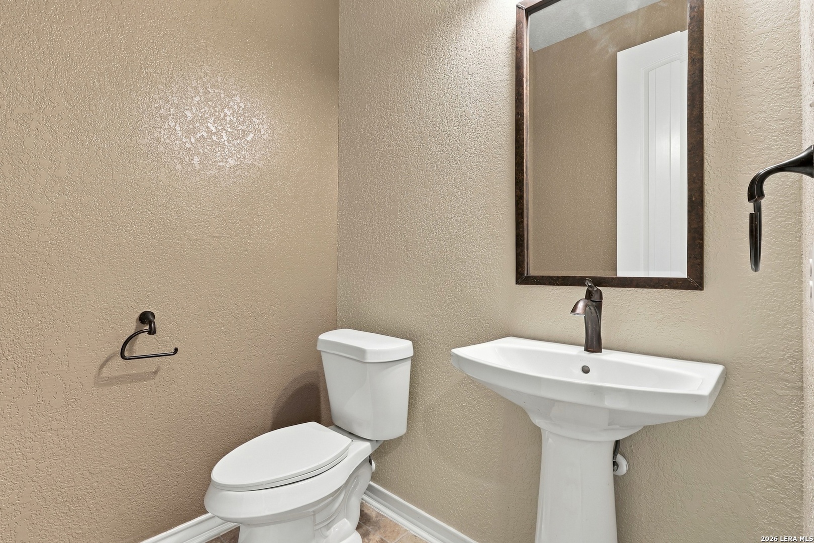 21822 ANDREWS GDN, San Antonio, TX 78258