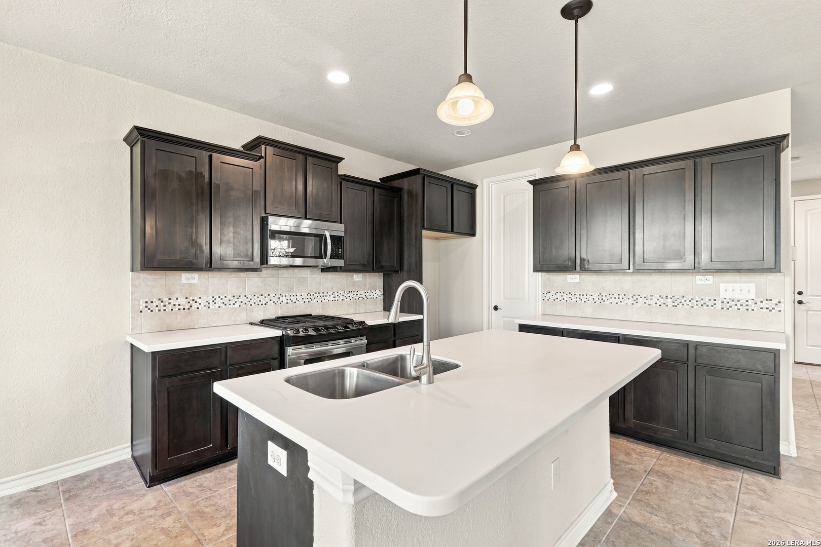 21822 ANDREWS GDN, San Antonio, TX 78258