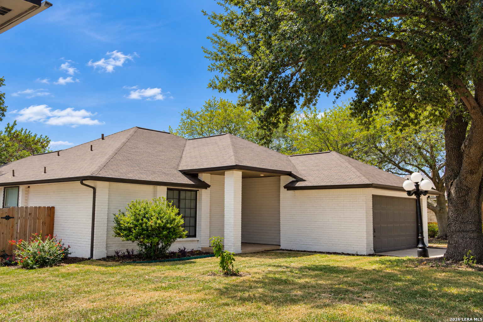 7606 Forest Moon, Live Oak, TX 78233