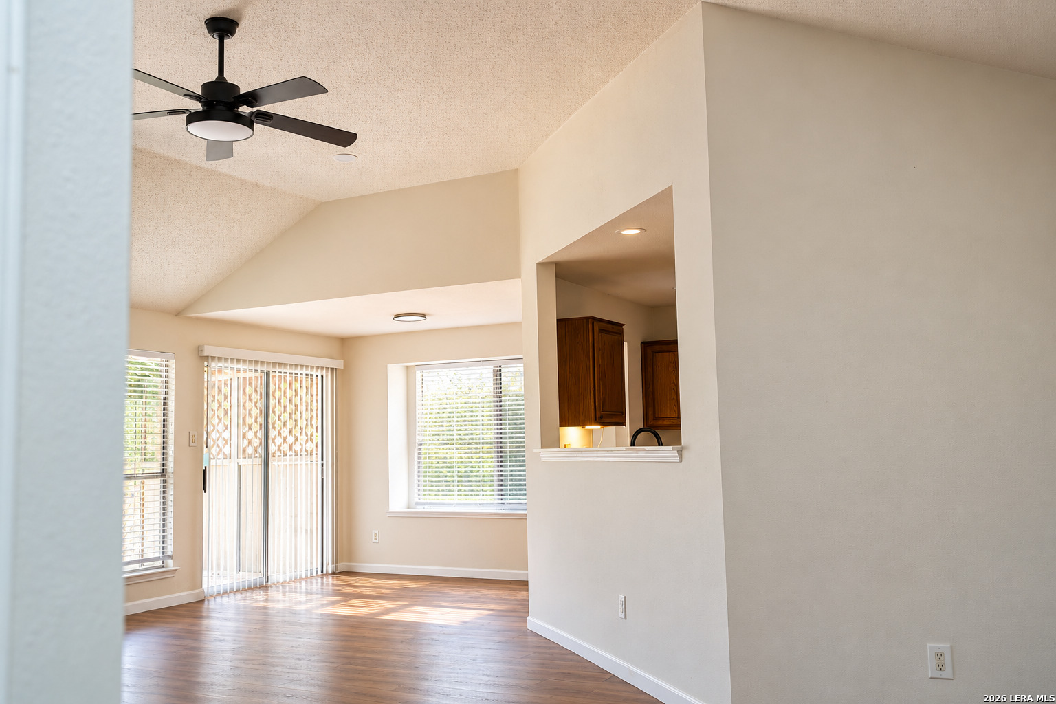 7606 Forest Moon, Live Oak, TX 78233