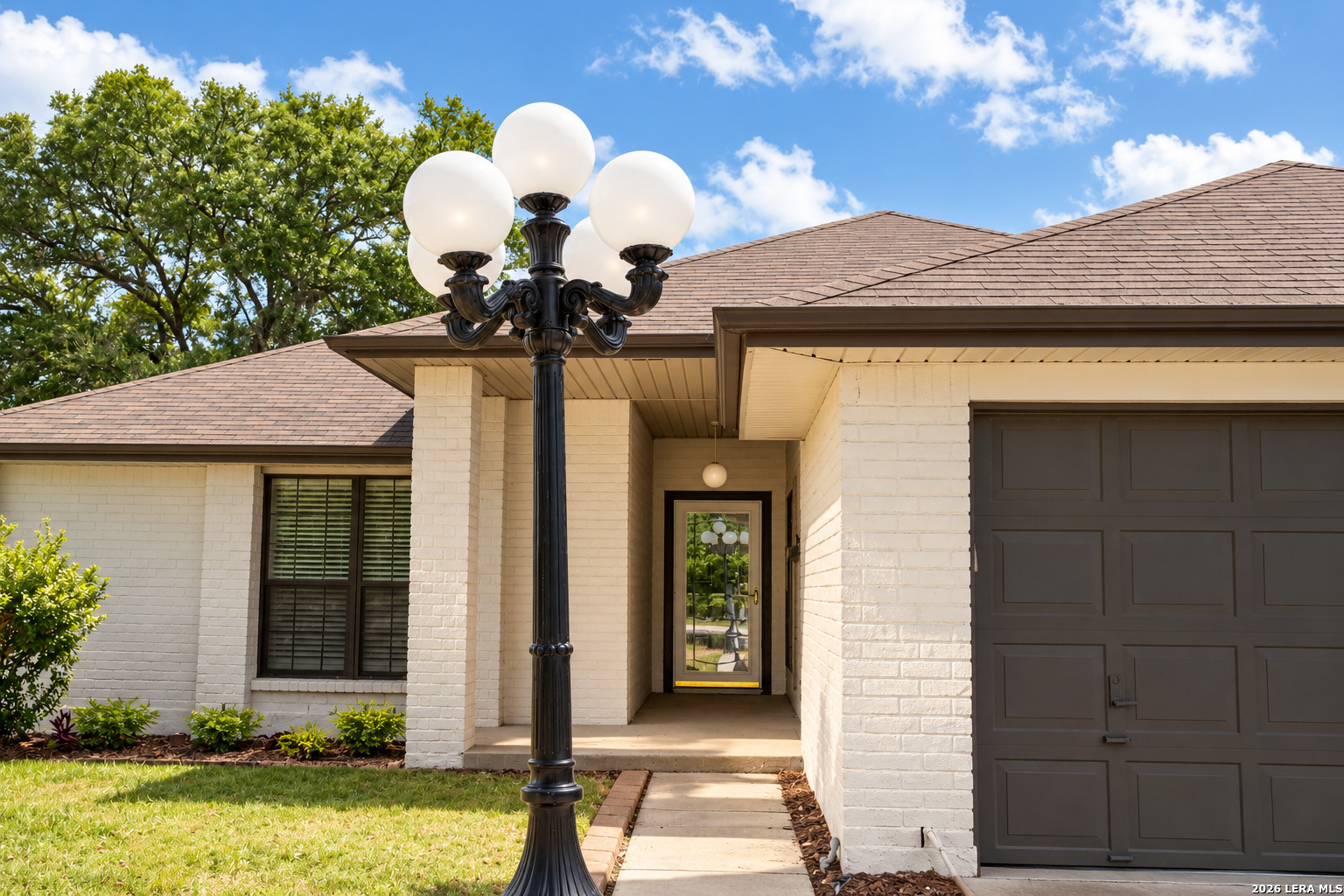 7606 Forest Moon, Live Oak, TX 78233