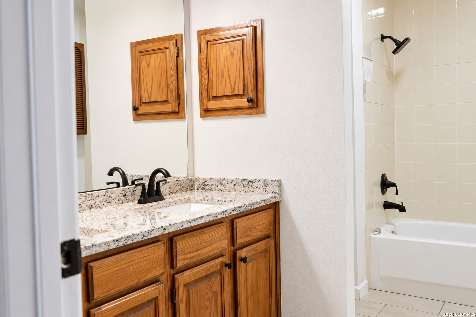 7606 Forest Moon, Live Oak, TX 78233