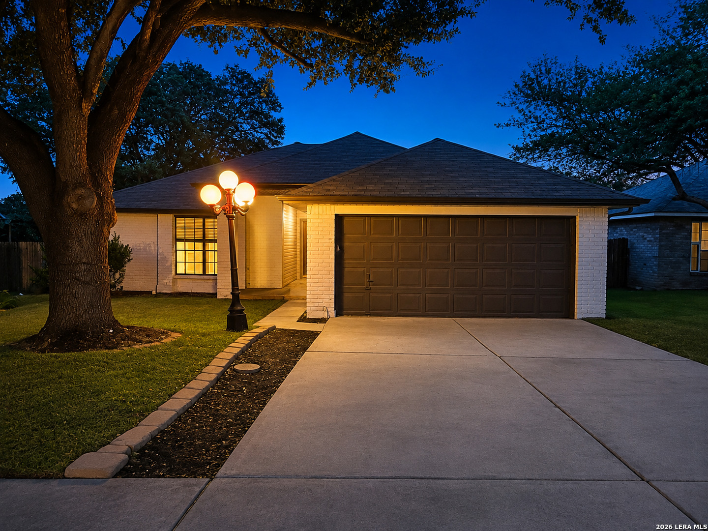 7606 Forest Moon, Live Oak, TX 78233