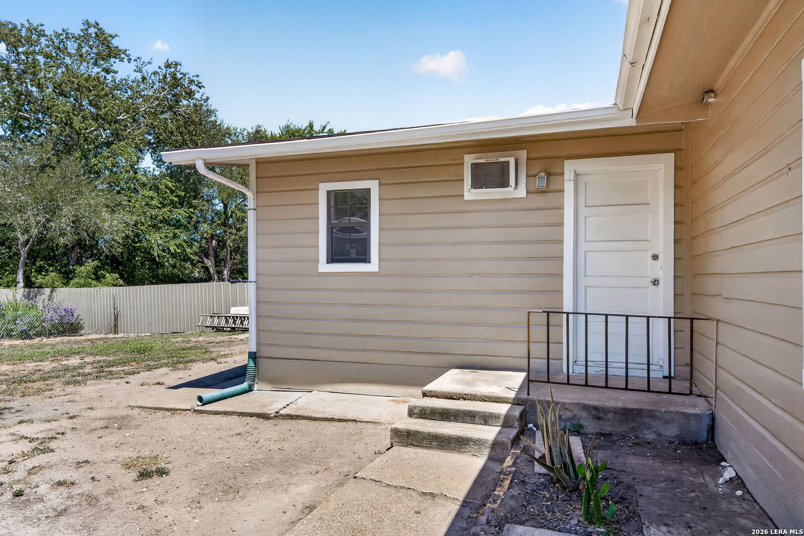 850 Fm 743, Kenedy, TX 78119