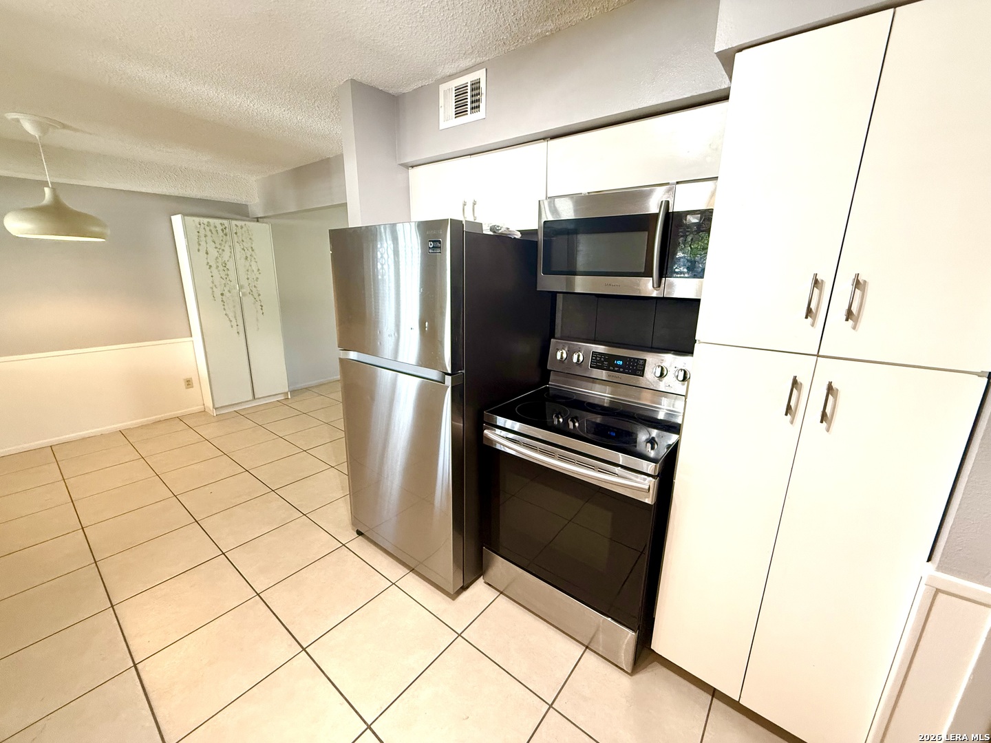 125 E Silver Sands, #125, San Antonio, TX 78216