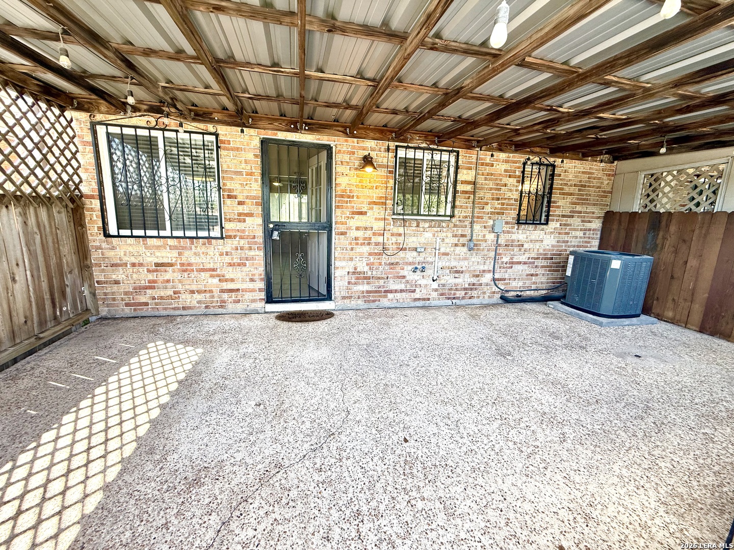 125 E Silver Sands, #125, San Antonio, TX 78216