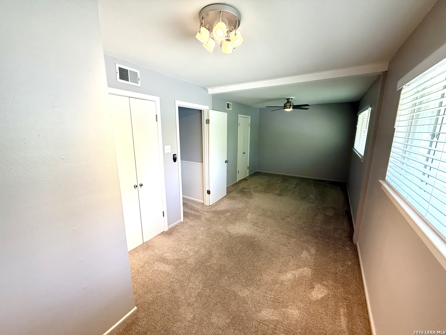 125 E Silver Sands, #125, San Antonio, TX 78216
